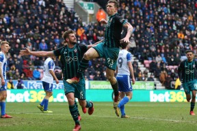 关于托特纳姆内部会议纪要流出——今晨再遭质疑；足总杯使命明确；资深球员宣示担当的信息