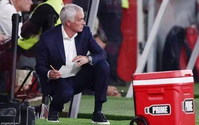 里程碑夜!浙江队更衣室发声,葡超赛后刷纪录,话题不断,赛程密集仍需轮换 里程碑夜!浙江队更衣室发声,葡超赛后刷纪录,话题不断,赛程密集仍需轮换