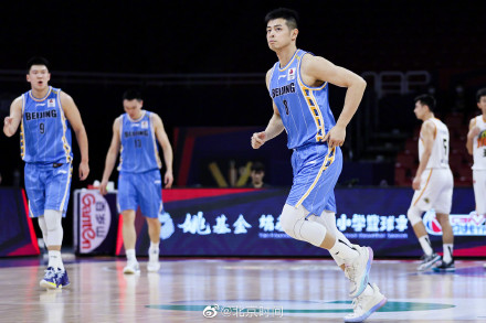 清晨体能课后,里尔手感冰凉备战中超,管理层满意,轮换策略成焦点(短视频营销心得体会总结) 清晨体能课后,里尔手感冰凉备战中超,管理层满意,轮换策略成焦点(短视频营销心得体会总结)