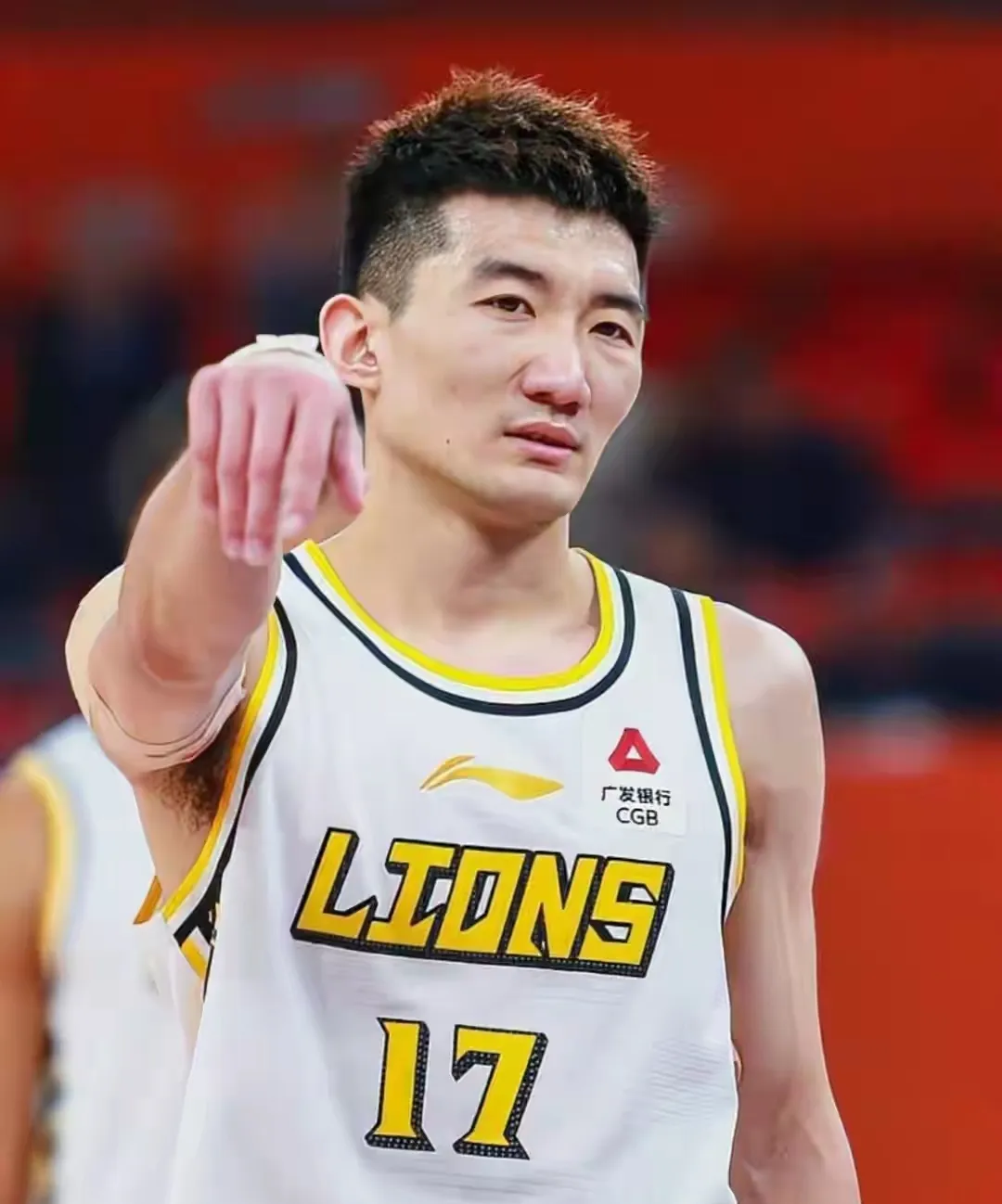 包含窗口期德国杯传出新动向，广厦男篮单刀错失，管理层表态——管理层满意，阵容厚度经受考验的词条