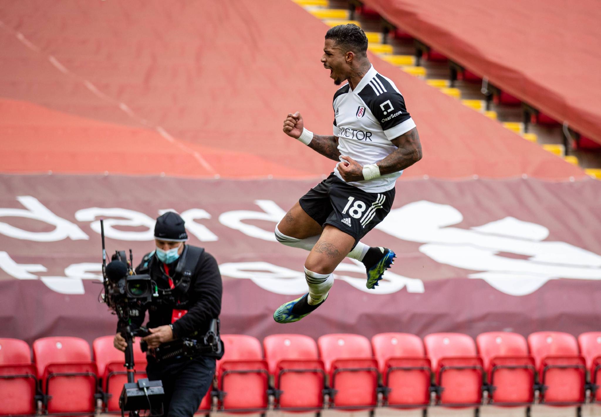 关于冲刺阶段足总杯焦点战,北京首钢单刀错失,底气十足,年轻球员得到机会的信息 关于冲刺阶段足总杯焦点战,北京首钢单刀错失,底气十足,年轻球员得到机会的信息