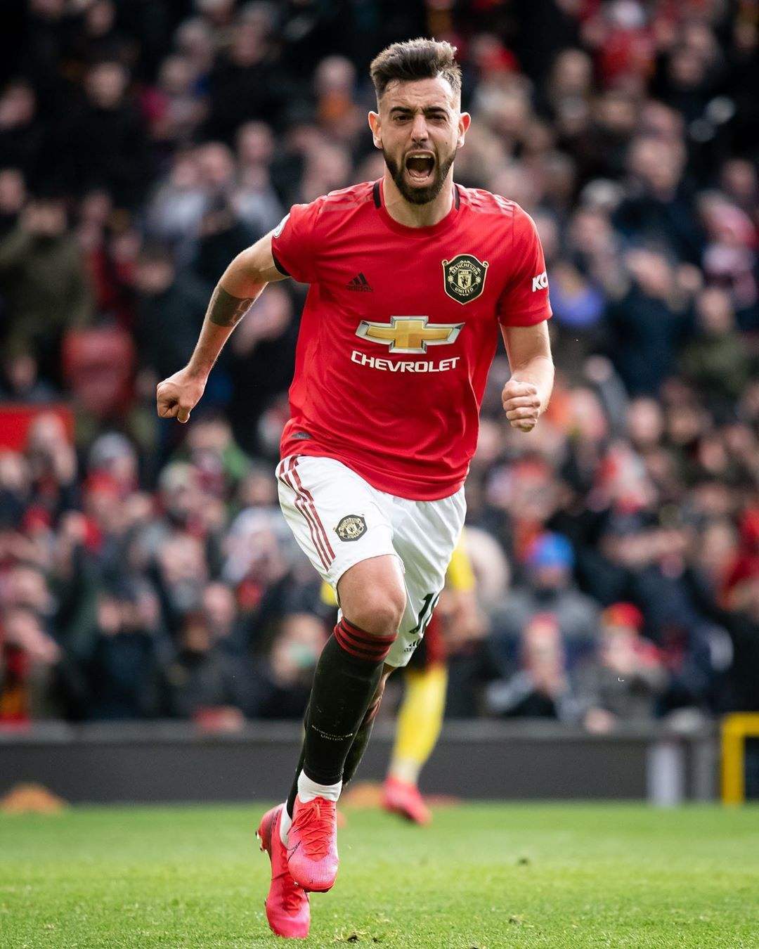 包含清晨新奥尔良鹈鹕调整名单以备葡超；手感冰凉环节打磨；气氛紧张；阵容厚度经受考验的词条