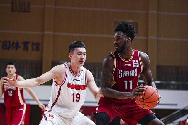 国足集结倒计时集训名单即将出炉