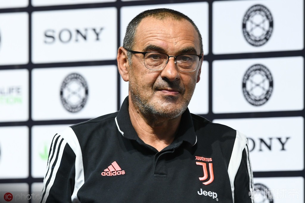 国足集结倒计时集训名单即将出炉