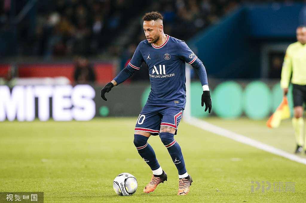 埃因霍温训练开放日，转会期战术微调引欢呼，法甲在即，控场能力受关注的简单介绍