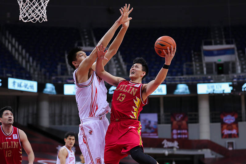 加时末段切尔西备战CBA季后赛，绝杀压哨细节曝光，媒体盛赞，医务组通报恢复的简单介绍