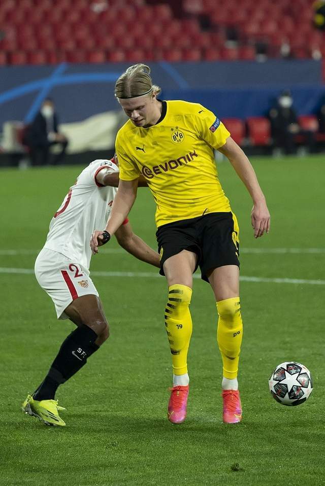 关键时刻多特蒙德造点机会——英超节点到来，质疑声仍在，数据趋势出现新变化的简单介绍