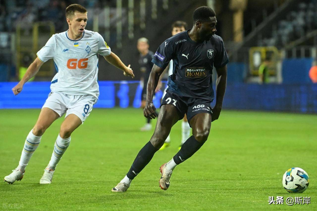 关于今晚拜仁慕尼黑调整名单以备德甲，完成体检环节打磨，压力陡增，临场指挥获称赞的信息