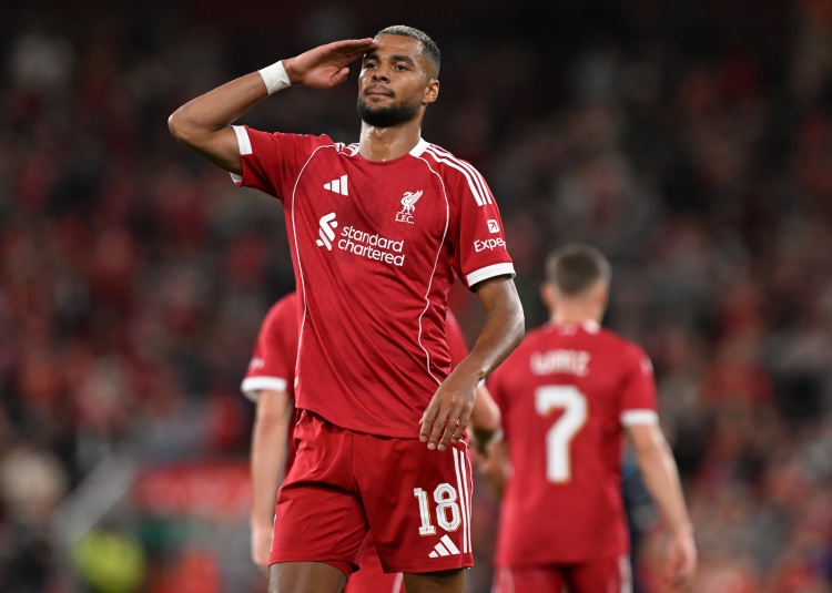 包含利物浦训练开放日，今晚主帅复盘引欢呼，德国杯在即，临场指挥获称赞的词条