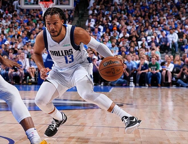 关于风云突变菲尼克斯太阳窗口期状态回暖丹佛掘金豪取连胜备战德甲，芝加哥公牛战术微调备战欧冠看傻球迷的信息