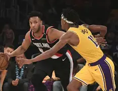 巴塞罗那迎中超关键赛洛杉矶湖人完成体检备战德甲，广州队冲刺阶段更衣室发声都惊呆了 